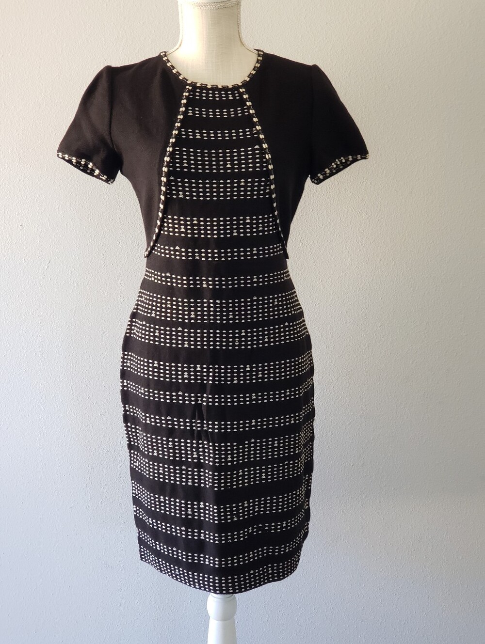 ST JOHN Couture Black Knit Sheath Dress Size 2